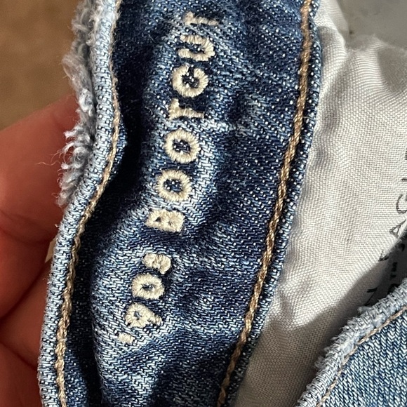 American Eagle AE 90s Bootcut Jean size 8 long - Picture 12 of 12